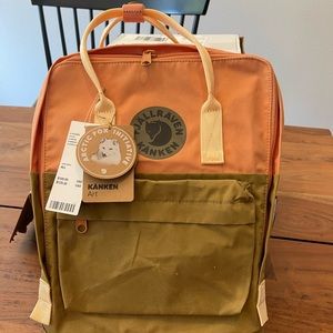 NWT-Fjallraven Kanken Multi Color Backpack